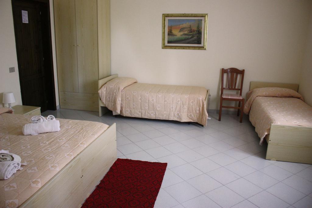 Hotel La Pineta Arborea Exterior photo